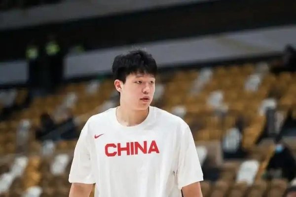 恒盛策略 出战男篮亚洲杯，曝杨瀚森放弃最后一场夏联！周琦旧伤复发仍待定